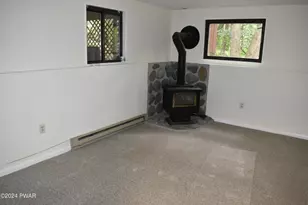 508 Forest Dr, Lords Valley, PA 18428 - Photo 9