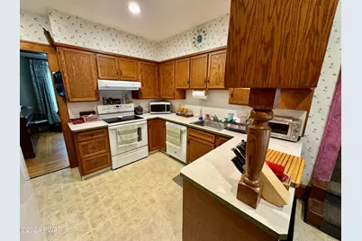 910 Maple Avenue, Honesdale, PA 18431 - Photo 33