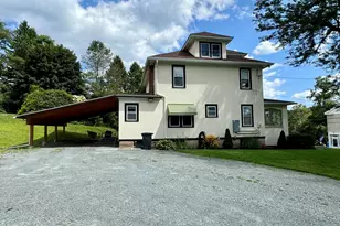 910 Maple Ave, Honesdale, PA 18431 - Photo 13