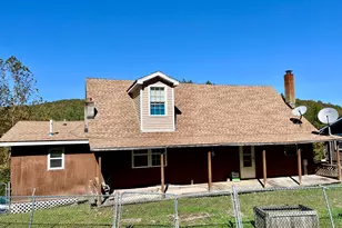 5585 River Rd, Equinunk, PA 18417 - Photo 37