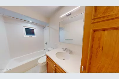 107 S Pond Circle, Dingmans Ferry, PA 18328 - Photo 15