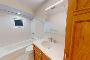 107 S Pond Cir, Dingmans Ferry, PA 18328 - Photo 15