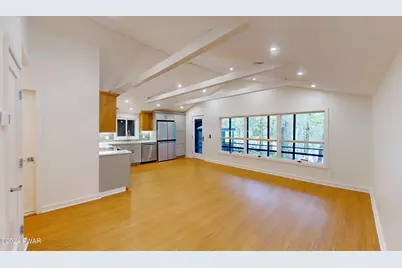 107 S Pond Circle, Dingmans Ferry, PA 18328 - Photo 11