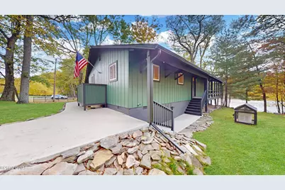107 S Pond Circle, Dingmans Ferry, PA 18328 - Photo 31