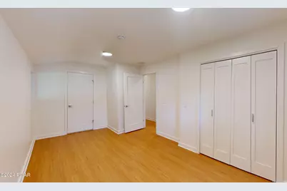 107 S Pond Circle, Dingmans Ferry, PA 18328 - Photo 55