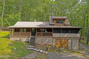 105 Alta Ln, Tafton, PA 18464 - Photo 3