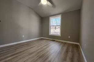 213 Butternut St, Dingmans Ferry, PA 18328 - Photo 9