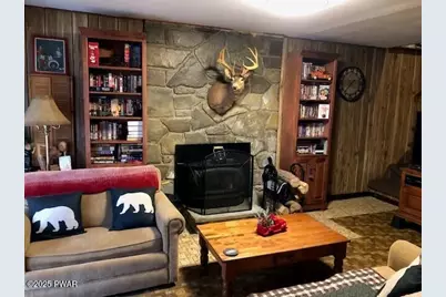 150 Tanglwood Drive, Greentown, PA 18426 - Photo 23