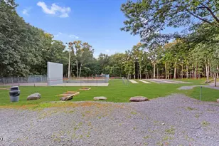308 Shohola Pkwy S, Shohola, PA 18458 - Photo 17