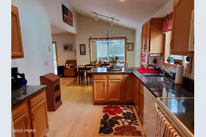 1006 Rolling Hills Drive, Lake Ariel, PA 18436 - Photo 27