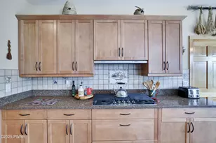 17 Cricket Hill Rd, Hawley, PA 18428 - Photo 27