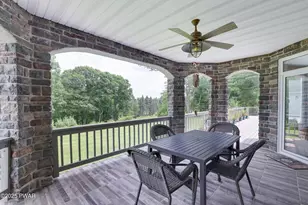17 Cricket Hill Rd, Hawley, PA 18428 - Photo 23