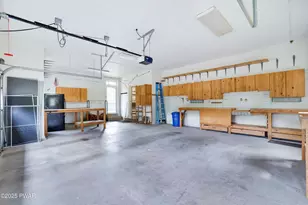 17 Cricket Hill Rd, Hawley, PA 18428 - Photo 59