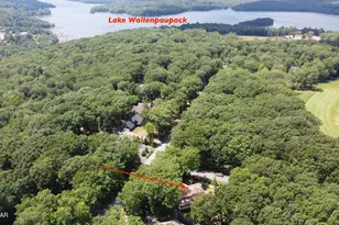 162 Yacht Club Dr, Greentown, PA 18426 - Photo 3