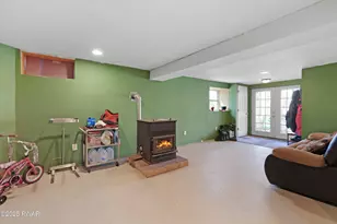 132 S Shore Dr, Milford, PA 18337 - Photo 15