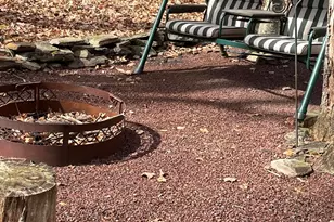 100 Doe Ln, Milford, PA 18337 - Photo 5