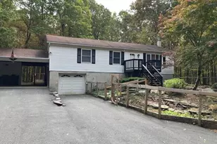 120 Forest View Dr, Hawley, PA 18428 - Photo 3