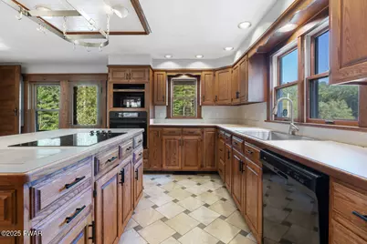 237 Woodtown Road, Shohola, PA 18458 - Photo 15