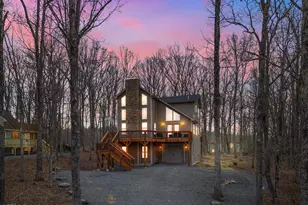 101 Maple Leaf Rd, Lackawaxen, PA 18435 - Photo 1