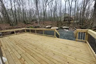 101 Maple Leaf Rd, Lackawaxen, PA 18435 - Photo 37