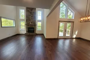 101 Maple Leaf Rd, Lackawaxen, PA 18435 - Photo 3