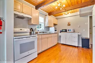 141 Karl Hope Blvd, Lackawaxen, PA 18435 - Photo 15