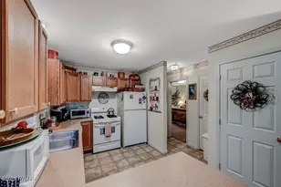 808 Pioneer Ct, Lackawaxen, PA 18435 - Photo 21