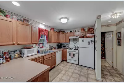 808 Pioneer Court, Lackawaxen, PA 18435 - Photo 23