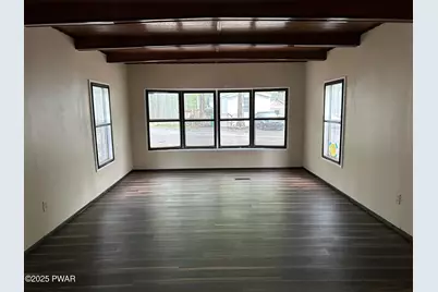 126 Middle Road, Greentown, PA 18426 - Photo 3