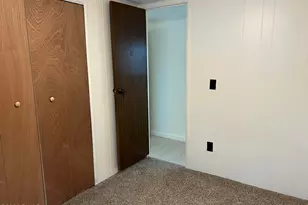 126 Middle Rd, Greentown, PA 18426 - Photo 15