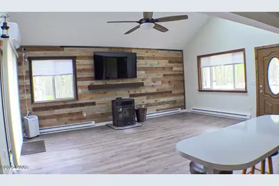 1086 Brantwood Road, Newfoundland, PA 18445 - Photo 9