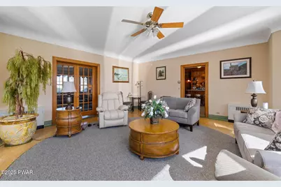 343 Crystal Lake, Carbondale, PA 18407 - Photo 43