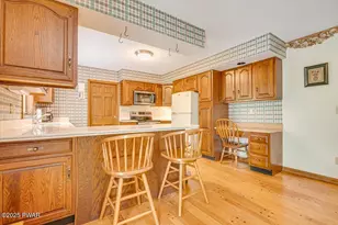 146 Cove Point Cir, Lakeville, PA 18438 - Photo 25