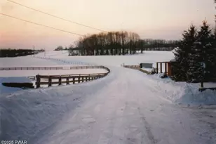 105 Grimms Rd, Honesdale, PA 18431 - Photo 109