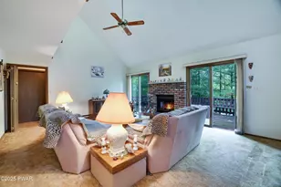 105 Golden Eagle Terrace, Milford, PA 18337 - Photo 15