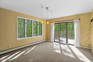 161 Fawnwood Dr, Greentown, PA 18426 - Photo 13