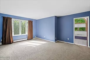 161 Fawnwood Dr, Greentown, PA 18426 - Photo 17