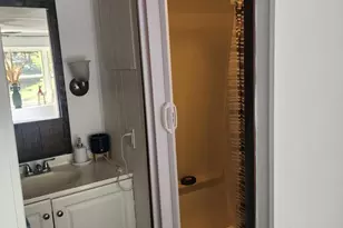 100 S Granite Dr, Greentown, PA 18426 - Photo 5