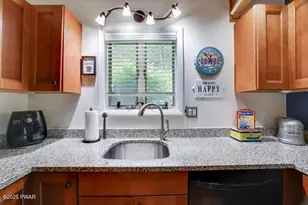 802 Forest Cir, Paupack, PA 18464 - Photo 13