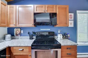 802 Forest Cir, Paupack, PA 18464 - Photo 15