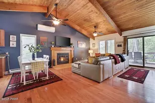 802 Forest Cir, Paupack, PA 18464 - Photo 7