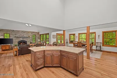 127 Timber Lake Drive, Canadensis, PA 18325 - Photo 9