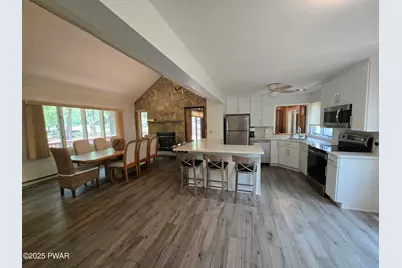 137 Hillcrest Drive, Lords Valley, PA 18428 - Photo 17