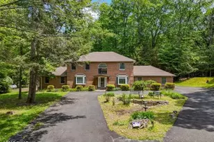 3043 Hemlock Rd, Stroudsburg, PA 18360 - Photo 5