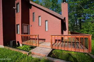 11 Meadow View Dr, Lake Ariel, PA 18436 - Photo 3