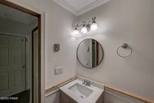 268 S Fairway Dr, Lake Ariel, PA 18436 - Photo 31