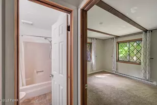 268 S Fairway Dr, Lake Ariel, PA 18436 - Photo 27