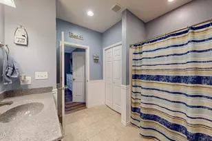 233 Shadow Wood Cir, Archbald, PA 18403 - Photo 17