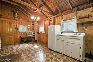 193 Old Rte 402, Dingmans Ferry, PA 18328 - Photo 21