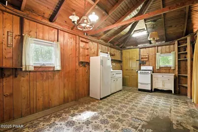 193 Old Rte 402, Dingmans Ferry, PA 18328 - Photo 9